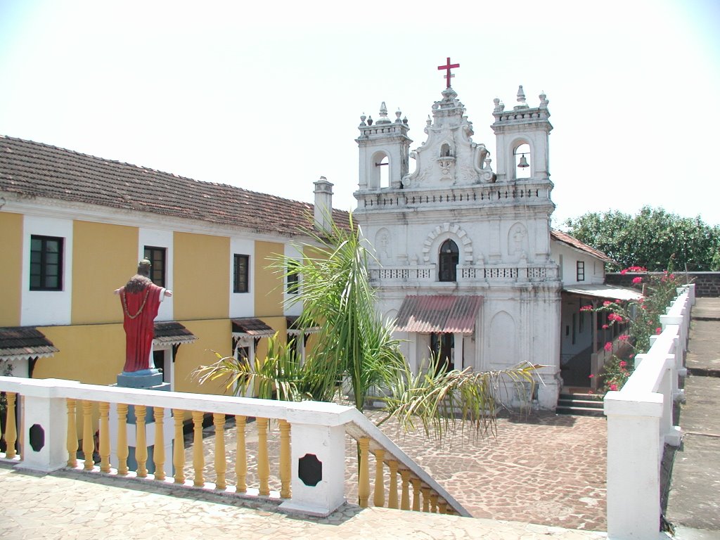 Tiracol Fort and Village – Beautifying the Northern End of Goa
